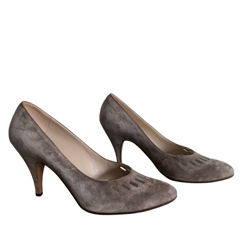 Salvatore Ferragamo Gray Leather Suede Cut Out Heels Size 7.5 B Luxury Old Money